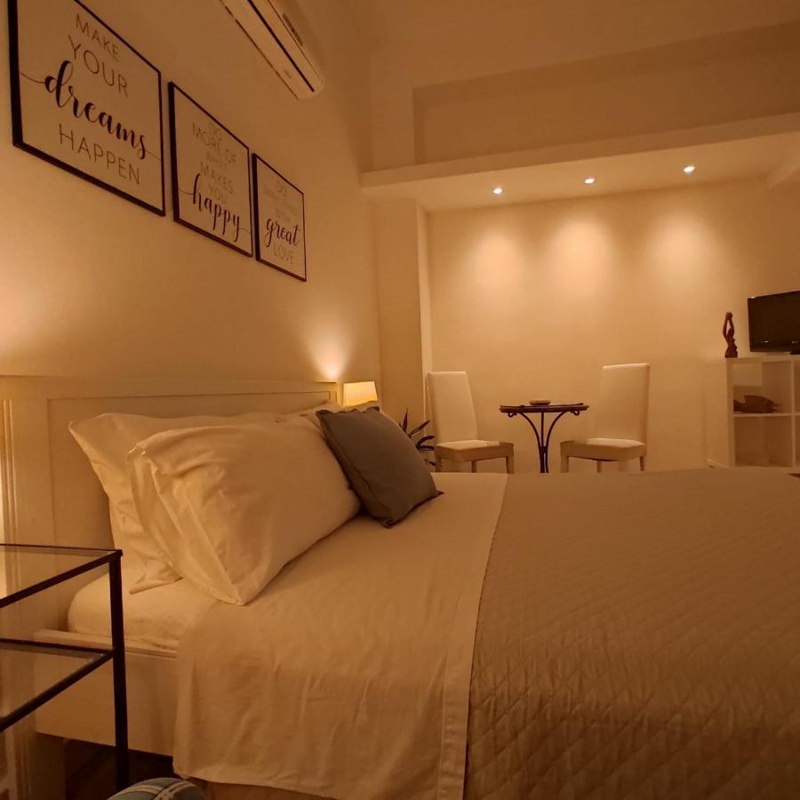 مبيت وإفطار Living كالياري المظهر الخارجي الصورة
