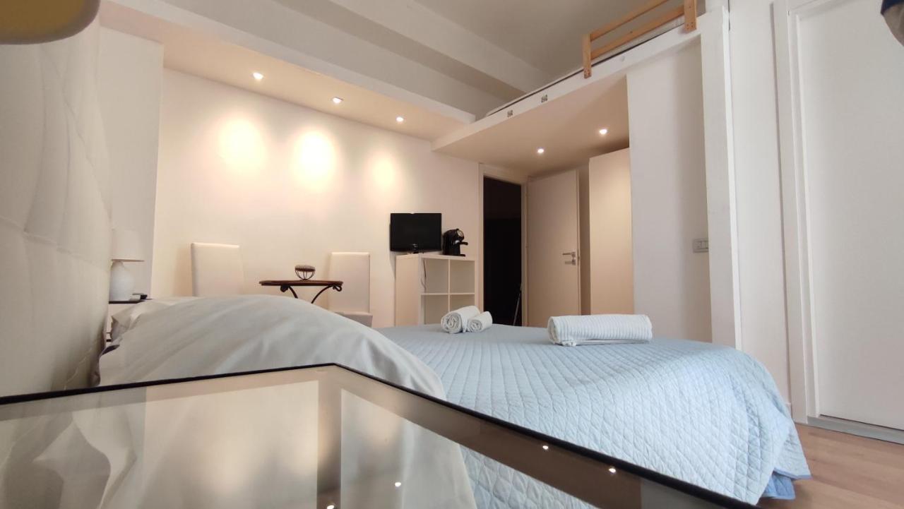 مبيت وإفطار Living كالياري المظهر الخارجي الصورة