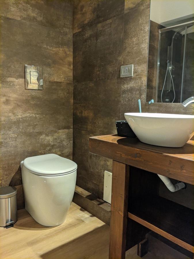 مبيت وإفطار Living كالياري المظهر الخارجي الصورة