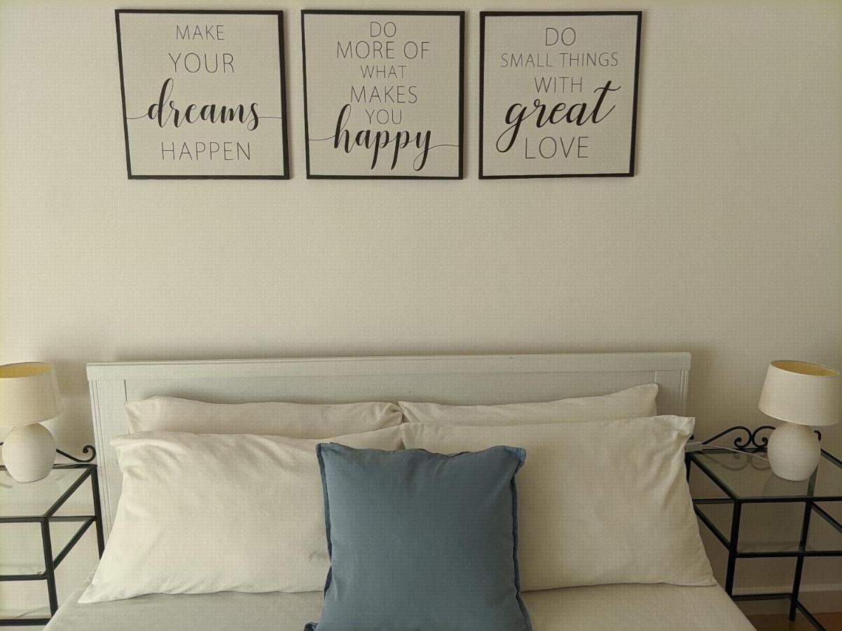 مبيت وإفطار Living كالياري المظهر الخارجي الصورة