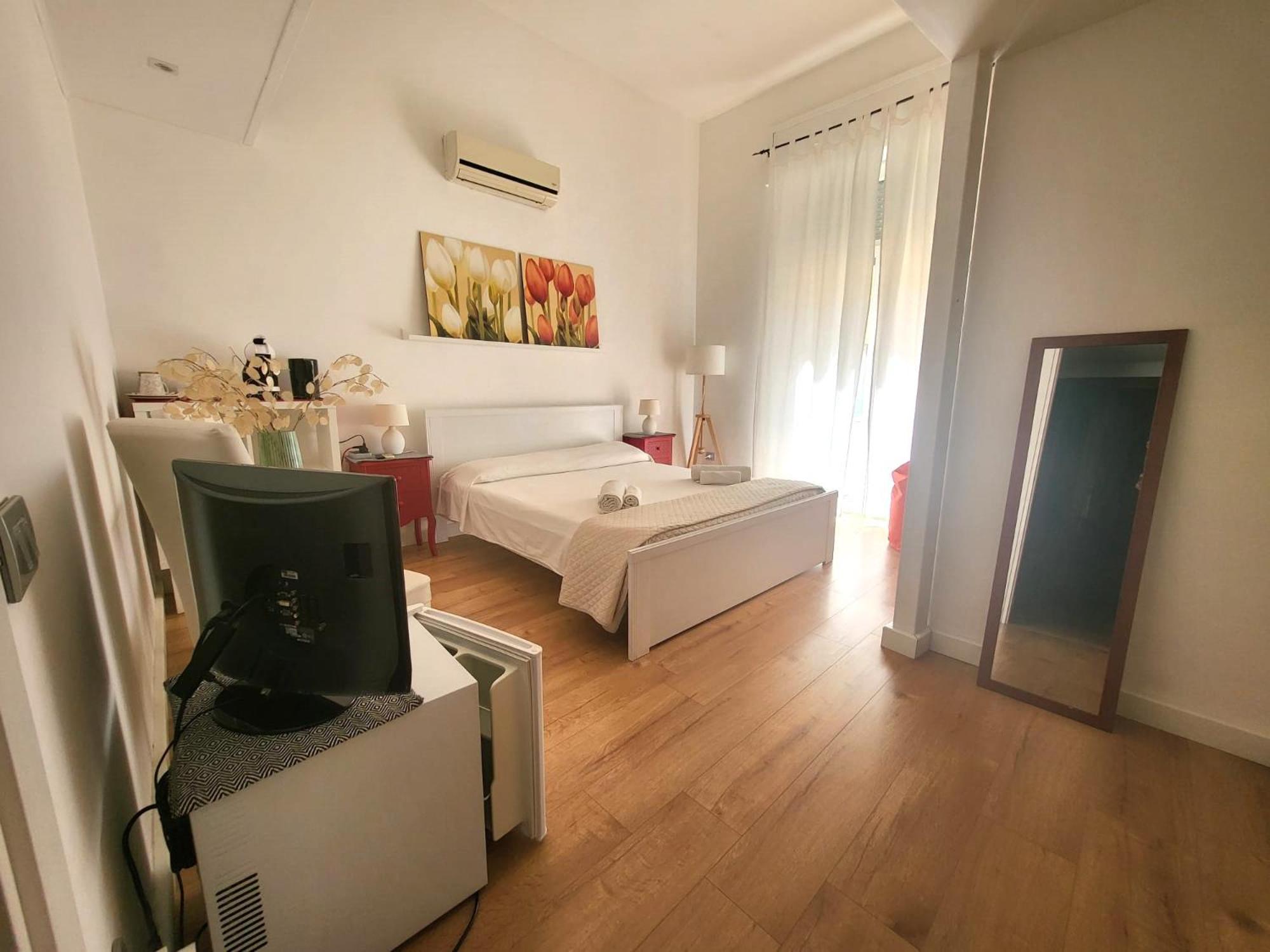 مبيت وإفطار Living كالياري المظهر الخارجي الصورة